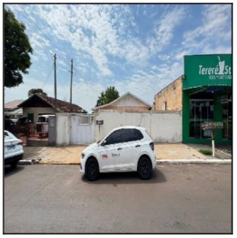 Casa em leilão em Douradina - PR, bairro Centro — LOTE 265 CASA