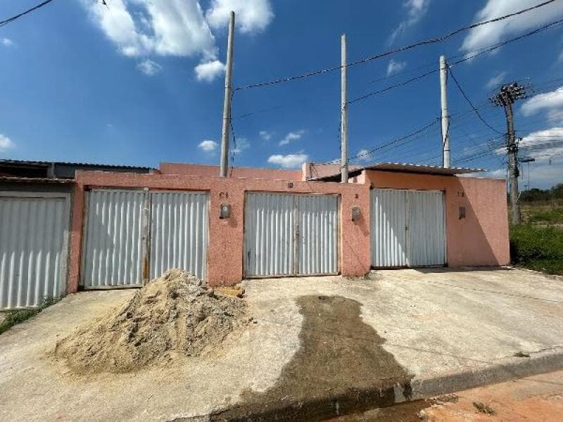 Casa em leilão em Nova Iguaçu - RJ, bairro Lagoinha — LOTE 306 CASA