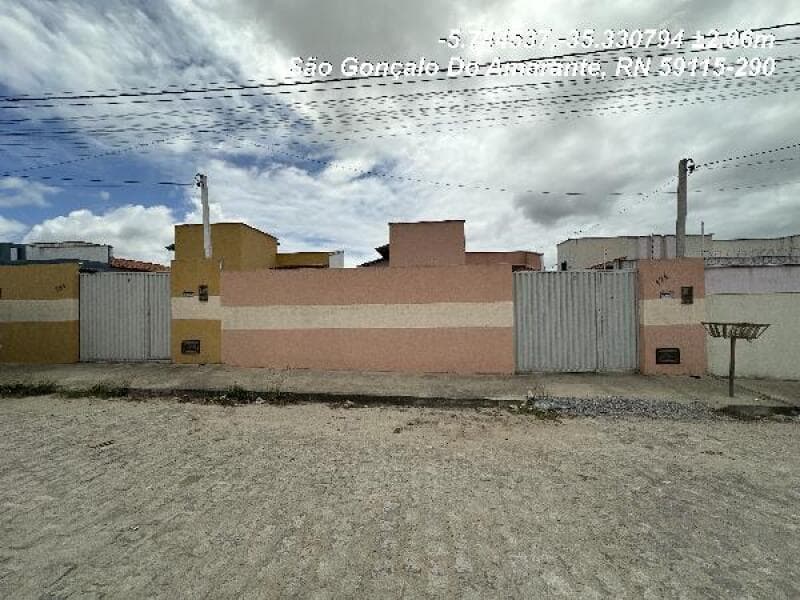 Casa em leilão em São Gonçalo Do Amarante - RN, bairro Jardins — LOTE 408 LOTEAMENTO BOSQUE DAS TULIPAS