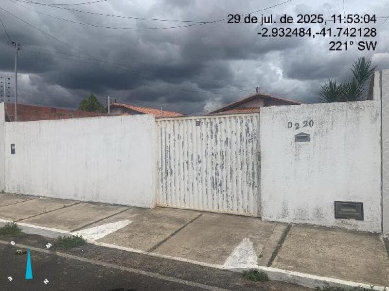 Casa em leilão em Parnaíba - PI, bairro Dirceu Arcoverde — LOTE 194 RESIDENCIAL PORTAL DOS VENTOS I