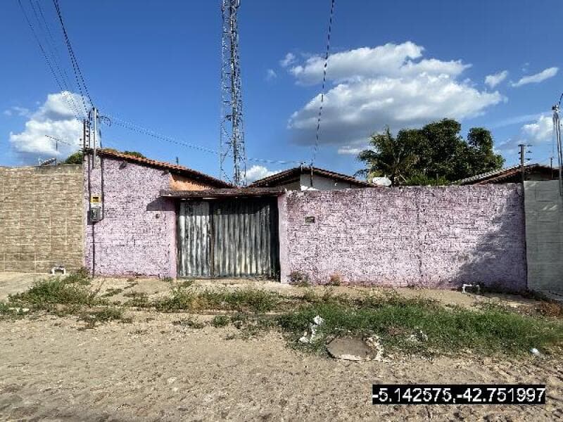 Casa em leilão em Teresina - PI, bairro Santo Antonio — LOTE 200 LOTEAMENTO RESIDENCIAL PARQUE SUL