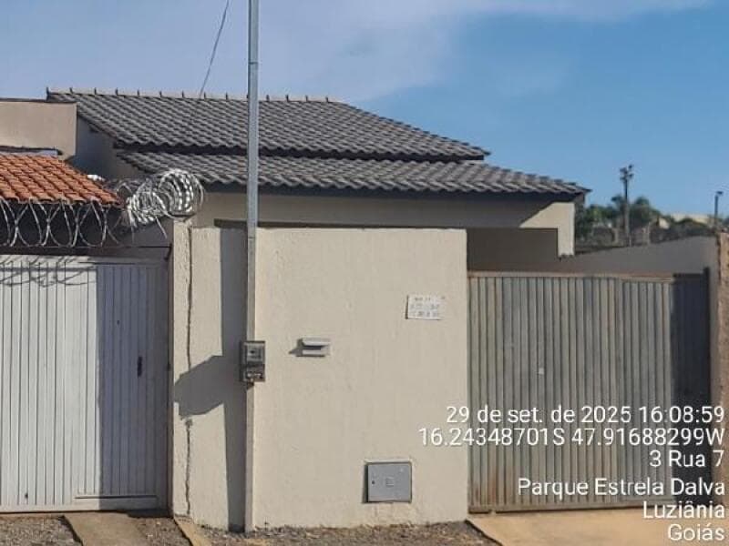 Casa em leilão em Luziânia - GO, bairro Parque Estrela Dalva Vii — LOTE 082 CASA