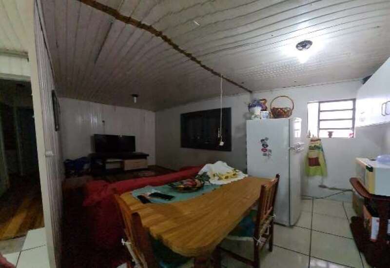 Foto 5 de 12: Casa em leilão em Nova Bassano - RS, bairro Cristo Redentor — LOTE 001 IMÓVEL URBANO COM ÁREA TOTAL DE 450,00M², LOCALIZADO NA RUA DOMINGOS TODESCHINI, N° 273, BA