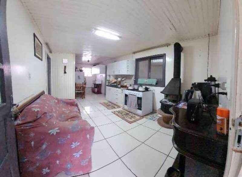 Foto 6 de 12: Casa em leilão em Nova Bassano - RS, bairro Cristo Redentor — LOTE 001 IMÓVEL URBANO COM ÁREA TOTAL DE 450,00M², LOCALIZADO NA RUA DOMINGOS TODESCHINI, N° 273, BA