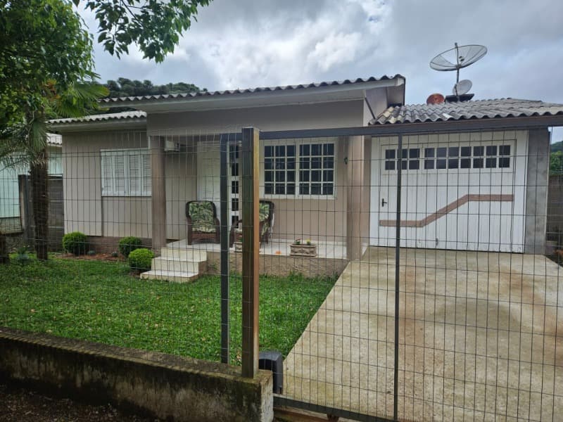 Terreno em leilão em Serafina Corrêa - RS — LOTE 001 LOTE URBANO COM A ÁREA SUPERFICIAL DE 463,05M²