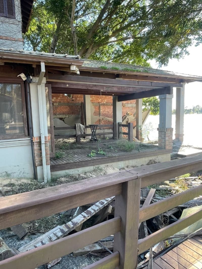 Foto 3 de 19: Terreno em leilão em Eldorado Do Sul - RS — LOTE 001 Um terreno com área de 4.502,27m², situado no lugar denominado PICADA, em Eldorado do Sul/R