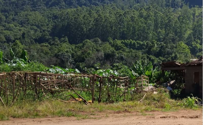 Terreno em leilão em Encantado - RS, bairro Jacarezinho — LOTE 001 TERRENO URBANO