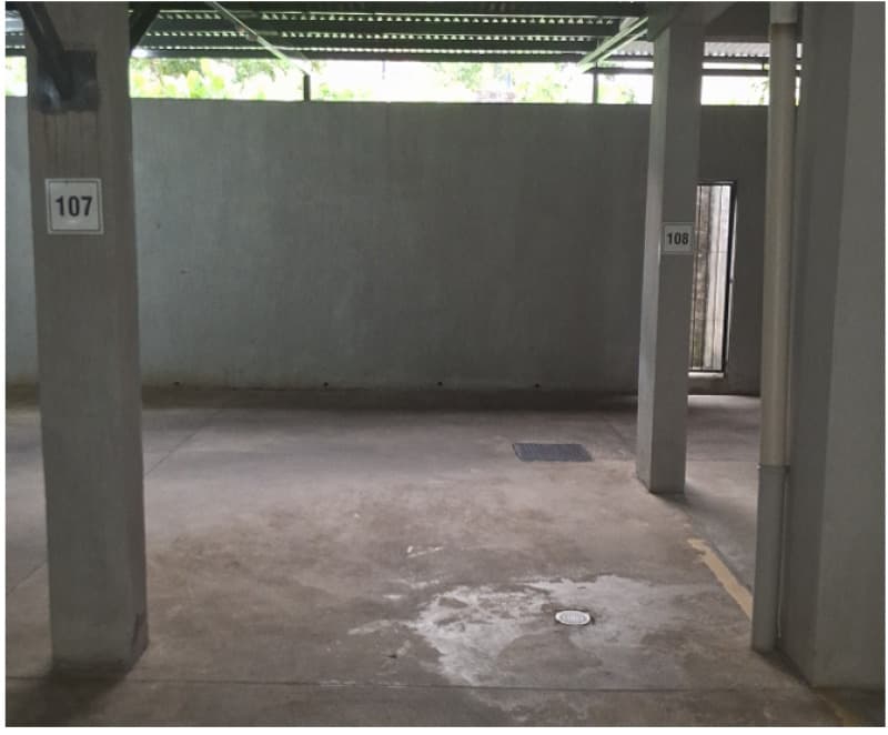 Vaga de Garagem em leilão em Encantado - RS, bairro Centro — LOTE 004 Box nº 107