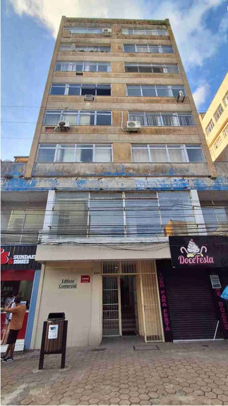 Foto 1 de 3: Comercial em leilão em Rio Grande - RS — LOTE 001 SALA N° 306