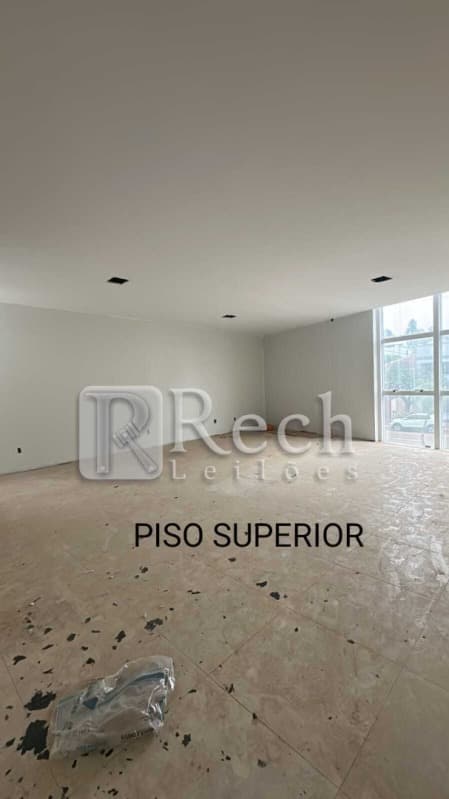 Foto 28 de 38: Terreno em leilão em Sarandi - RS, bairro Centro — LOTE 007 TERRENO URBANO, com área superficial 578,00m²