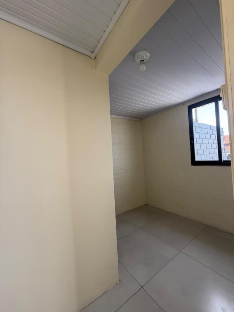 Foto 19 de 26: Apartamento em leilão em Trindade Do Sul - RS — LOTE 014 APARTAMENTO Nº 03; localizado na cobertura do prédio, na Avenida Pinheiro, em Trindade do S