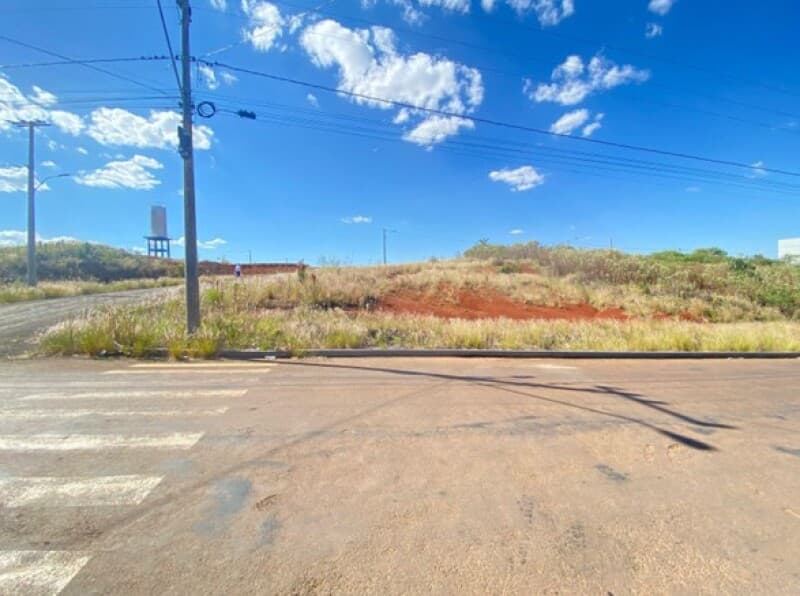 Foto 2 de 5: Terreno em leilão em Trindade Do Sul - RS — LOTE 019 TERRENO nº 02, da quadra nº 12, com a área de 429,26m², do Loteamento Cidade Nova II, em Tr
