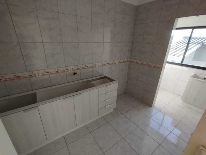 Foto 5 de 10: Apartamento em leilão em Chapecó - SC, bairro Universitário — LOTE 026 APARTAMENTO 203 do Edifício Zenas, na Rua Condá, nº 1930-D, Loteamento Lado Sul, Bairro Uni