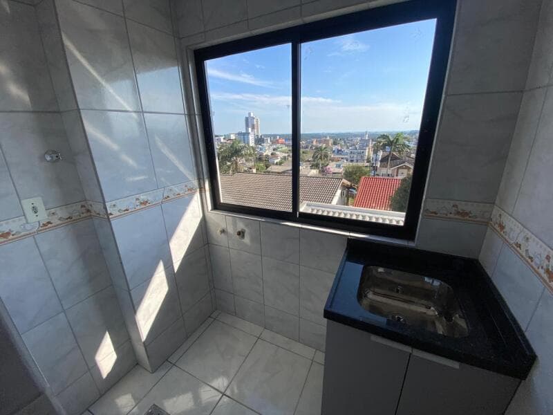 Foto 5 de 11: Apartamento em leilão em Chapecó - SC, bairro Universitário — LOTE 027 APARTAMENTO 303 do Edifício Zenas, na Rua Condá, nº 1930-D, Loteamento Lado Sul, Bairro Uni