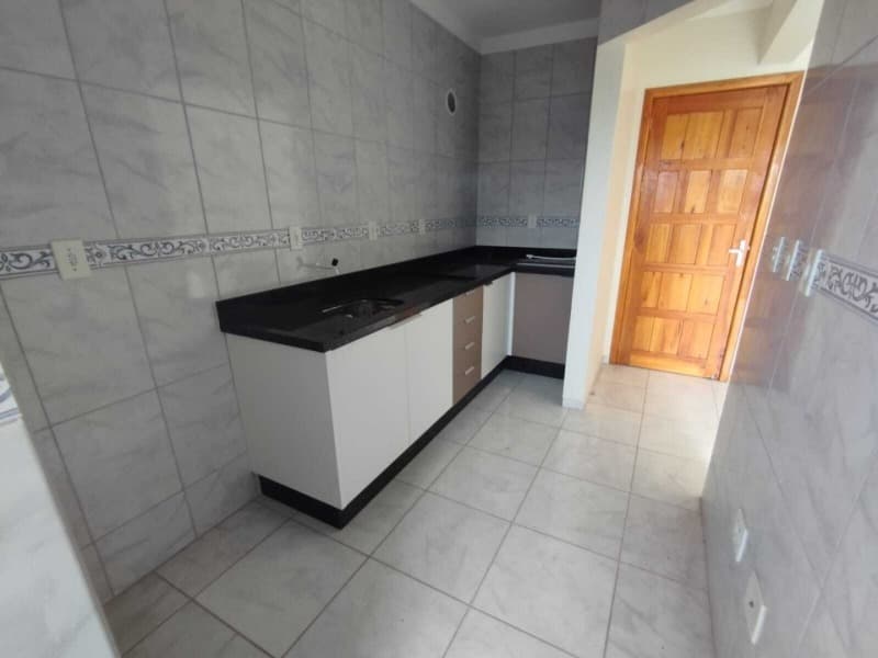 Foto 7 de 10: Apartamento em leilão em Chapecó - SC, bairro Universitário — LOTE 028 APARTAMENTO 401 do Edifício Zenas, na Rua Condá, nº 1930-D, Loteamento Lado Sul, Bairro Uni