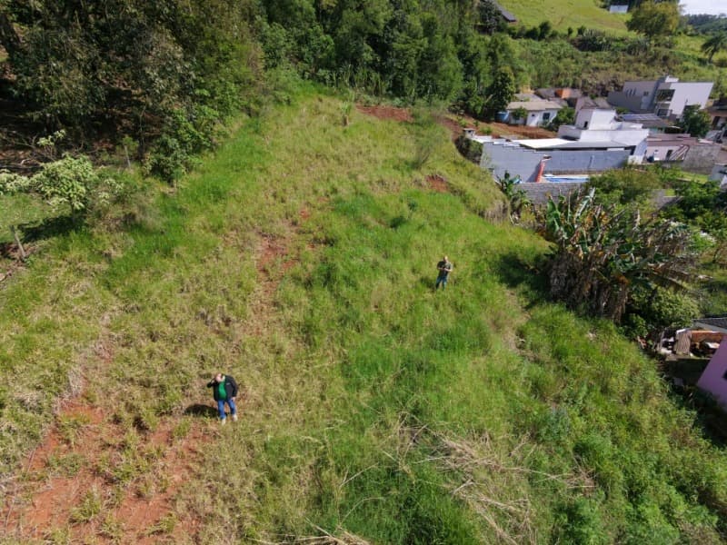 Foto 4 de 4: Terreno em leilão em Coronel Freitas - SC, bairro Di Bernardo — LOTE 066 TERRENO URBANO, com a área de 1.932,00m², na Rua Gênova, Bairro Di Bernardo, em Coronel Fre