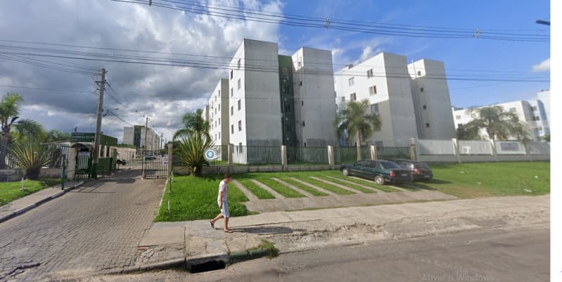 Apartamento em leilão em Porto Alegre - RS — LOTE 330 RS-PORTO ALEGRE