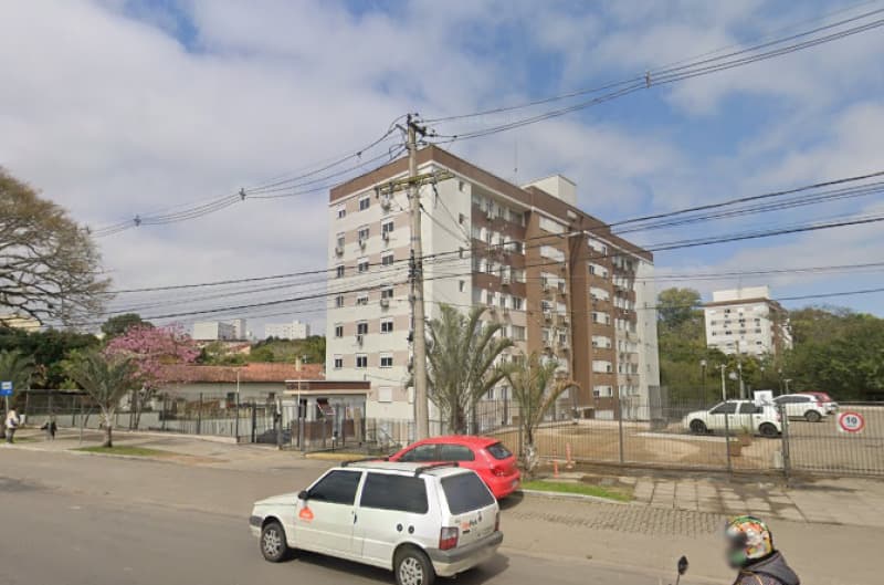 Apartamento em leilão em Porto Alegre - RS — LOTE 341 RS-PORTO ALEGRE