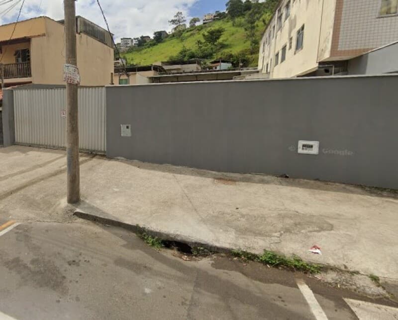 Foto 1 de 4: Comercial em leilão em Juiz De Fora - MG — LOTE 003 GALPÃO INDUSTRIAL EM JUIZ DE FORA/MG