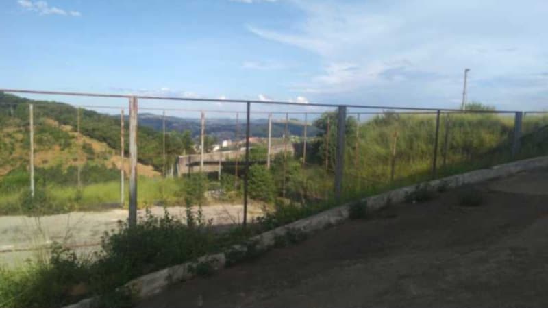 Foto 7 de 10: Casa em leilão em Juiz De Fora - MG — LOTE 004 IMÓVEL URBANO NO CONDOMÍNIO REAL RESIDENCE