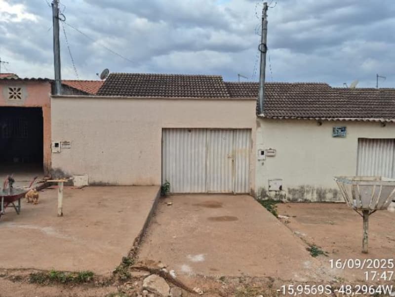 Casa em leilão em Santo Antônio Do Descoberto - GO — LOTE 127 GO - SANTO ANTÔNIO DO DESCOBERTO
