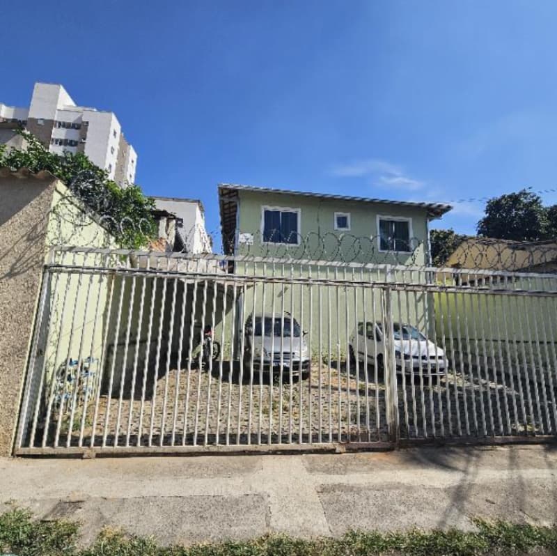 Casa em leilão em Belo Horizonte - MG — LOTE 154 MG - BELO HORIZONTE