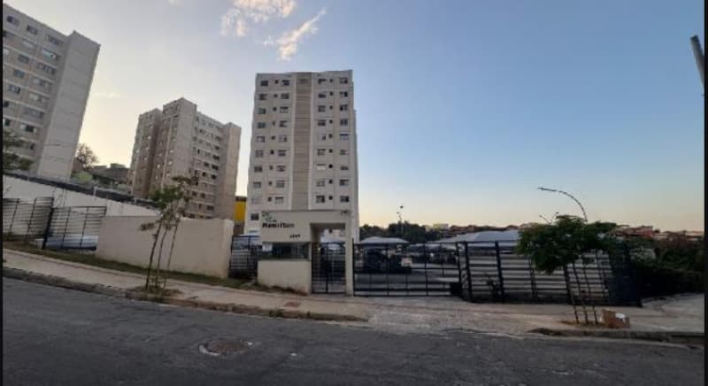 Apartamento em leilão em Belo Horizonte - MG — LOTE 156 MG - BELO HORIZONTE