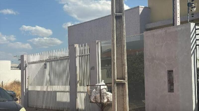 Casa em leilão em Luís Eduardo Magalhães - BA — LOTE 037 BA - LUIS EDUARDO MAGALHAES