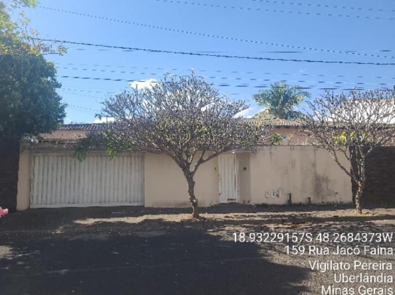 Casa em leilão em Uberlândia - MG — LOTE 196 MG - UBERLÂNDIA