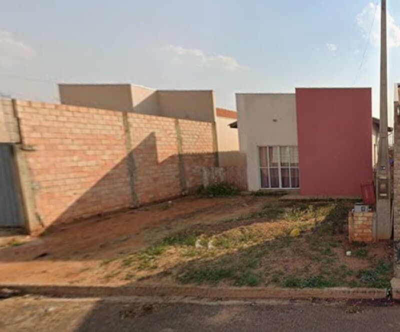 Casa em leilão em Reginópolis - SP — LOTE 535 SP - REGINOPOLIS
