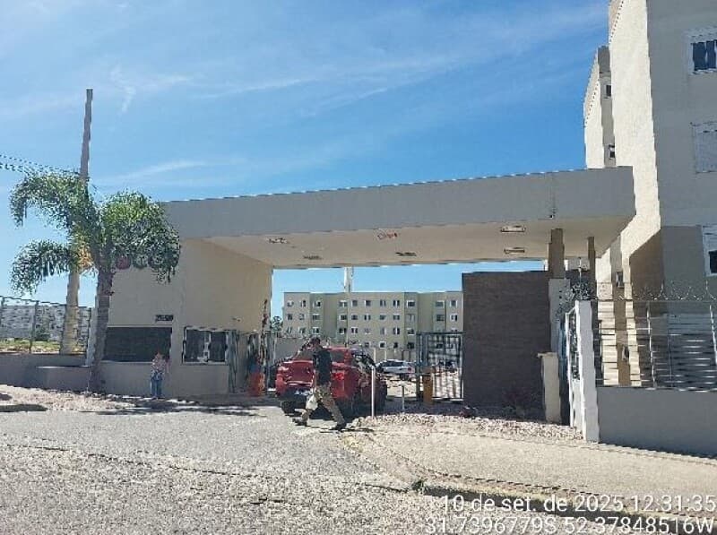 Apartamento em leilão em Pelotas - RS, bairro Fragata — LOTE 384 RS - PELOTAS