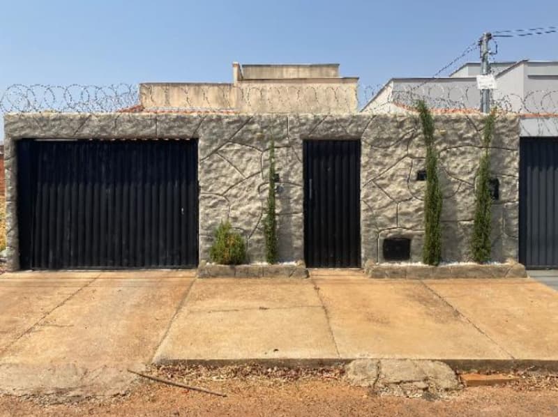 Casa em leilão em Morrinhos - GO — LOTE 112 GO - MORRINHOS