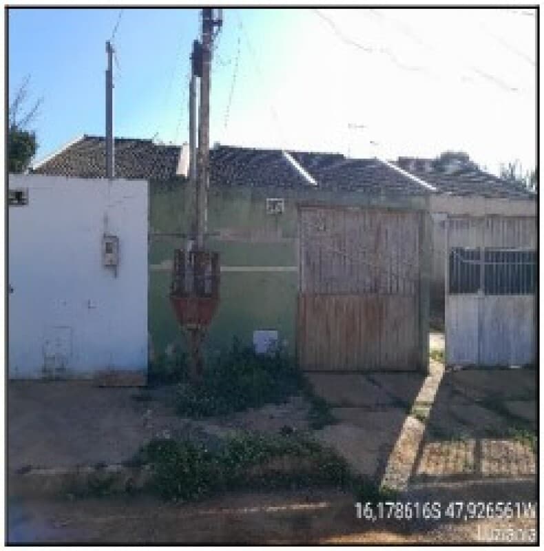Casa em leilão em Luziânia - GO, bairro Centro — LOTE 084 GO - LUZIÂNIA