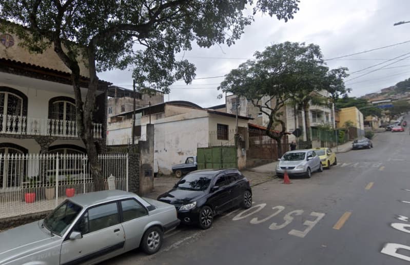 Foto 2 de 4: Comercial em leilão em Juiz De Fora - MG, bairro Vitorino Braga — LOTE 008 IMÓVEL COMERCIAL NO BAIRRO VITORINO BRAGA EM JUIZ DE FORA/MG