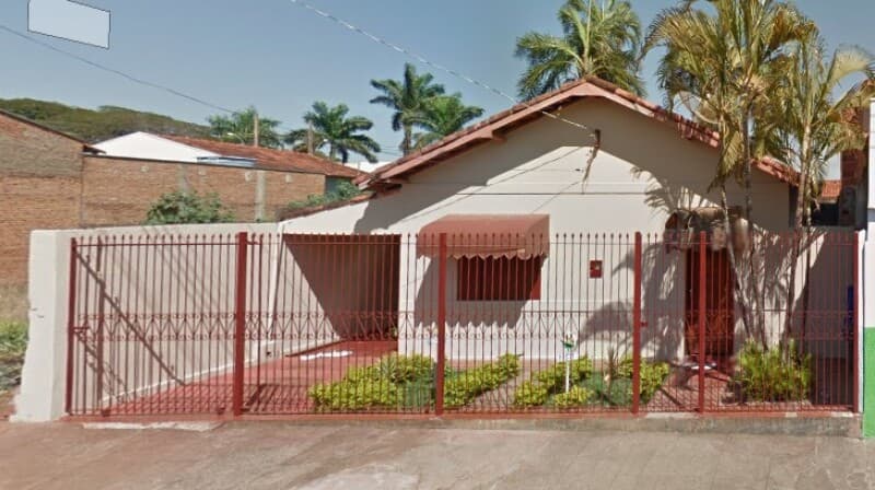 Foto 2 de 2: Casa em leilão em Conceição Das Alagoas - MG, bairro Centro — LOTE 001 IMÓVEL RESIDENCIAL EM CONCEIÇÃO DAS ALAGOAS/MG