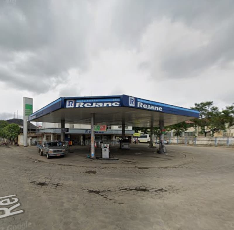 Foto 1 de 3: Comercial em leilão em Nanuque - MG, bairro Centro — LOTE 001 POSTO DE GASOLINA EM NANUQUE/MG