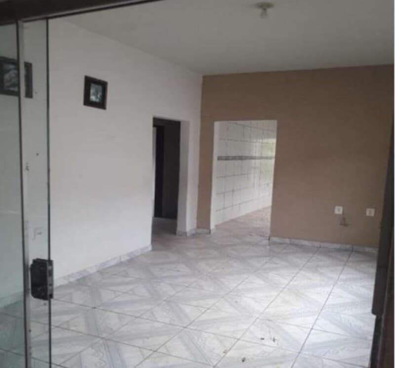 Foto 6 de 15: Casa em leilão em Uberlândia - MG, bairro Pacaembu — LOTE 001 IMÓVEL RESIDENCIAL NO BAIRRO PACAEMBU EM UBERLÂNDIA/MG