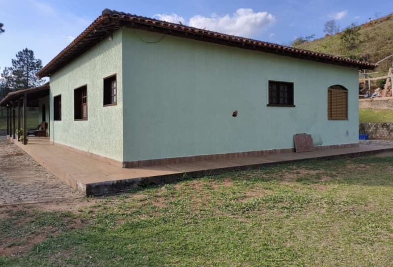 Foto 4 de 18: Area Rural em leilão em Cristiano Otoni - MG — LOTE 001 FAZENDA HAVAÍ COM ÁREA DE 33,7590 HA, COM GALPÃO E ESCRITÓRIO NA RODOVIA BR-040 EM CRISTIAN
