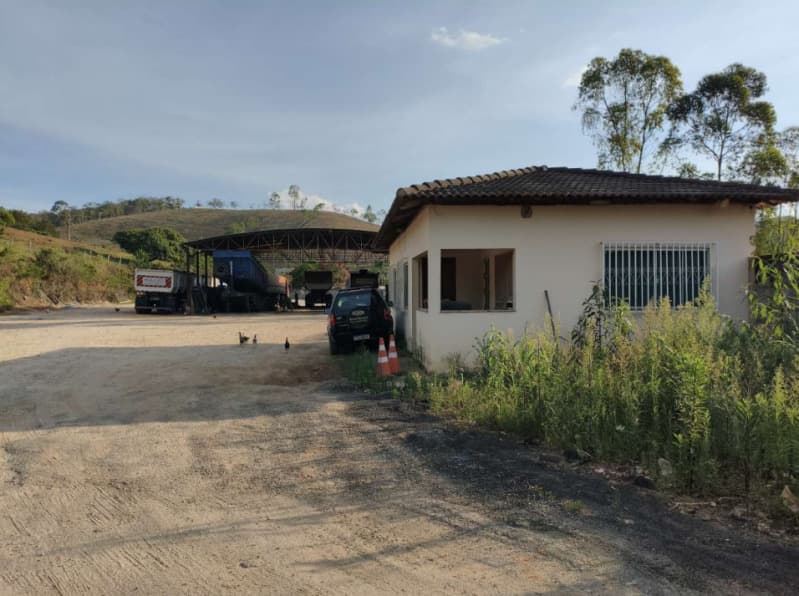 Foto 1 de 18: Area Rural em leilão em Cristiano Otoni - MG — LOTE 001 FAZENDA HAVAÍ COM ÁREA DE 33,7590 HA, COM GALPÃO E ESCRITÓRIO NA RODOVIA BR-040 EM CRISTIAN