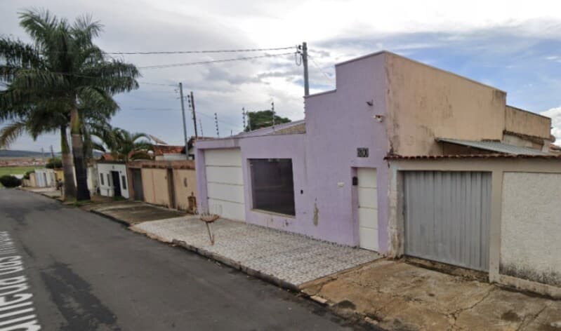 Foto 1 de 2: Casa em leilão em Patrocínio - MG, bairro Residencial Morada Nova — LOTE 002 IMÓVEL RESIDENCIAL NO BAIRRO MORADA NOVA EM PATROCÍNIO/MG