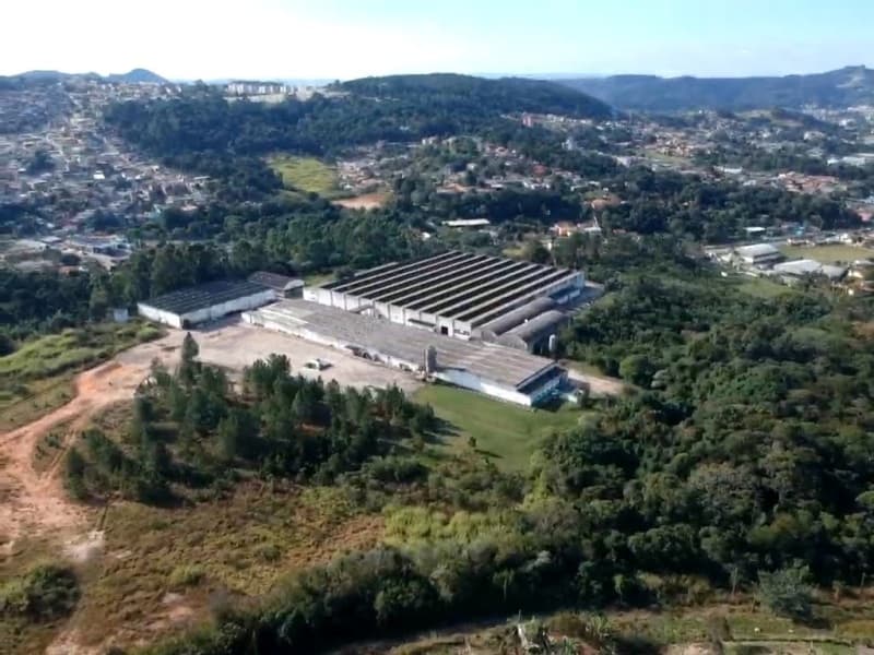 Foto 9 de 9: Terreno em leilão em Mairinque - SP — LOTE 001 Terreno com 92.797,46 metros quadrados e galpão na Rodovia Raposo tavares