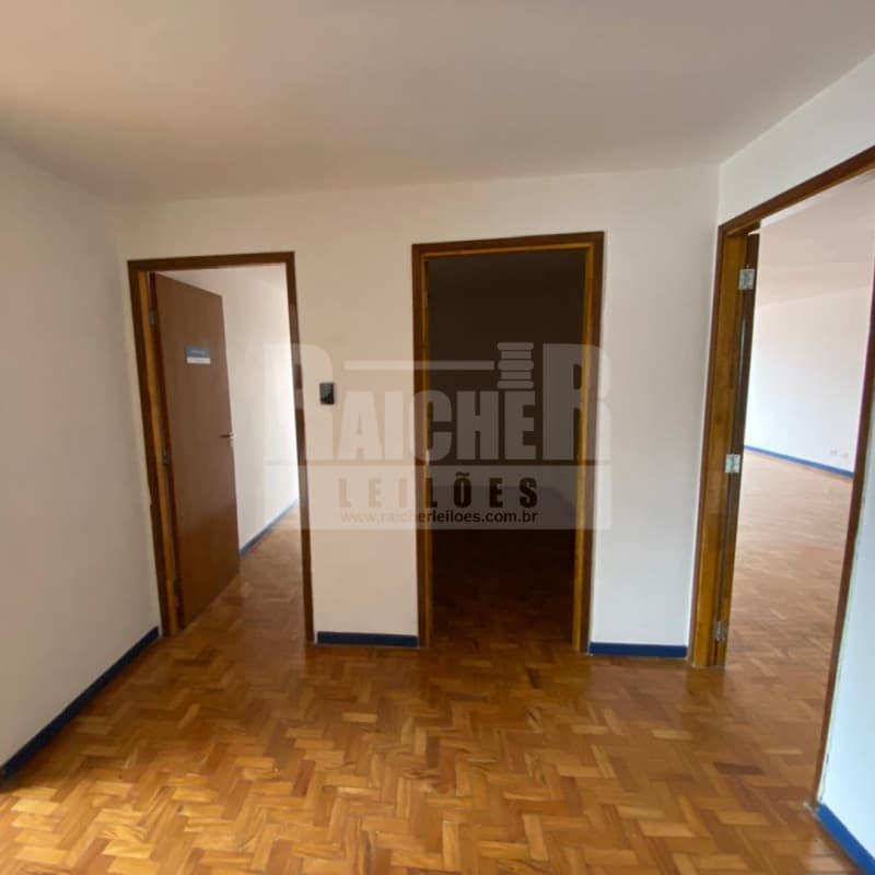 Foto 2 de 14: Comercial em leilão em São Bernardo Do Campo - SP — LOTE 001 EDIFÍCIO LIBERMAN, situado na Rua Jurubatuba, nº 1.699, esquina com a Rua Tenente Sales, nº