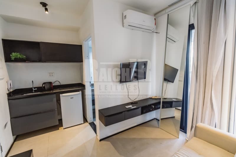 Foto 9 de 21: Apartamento em leilão em São Paulo - SP — LOTE 001 Apartamento nº 401, localizado no 3º pavimento ou 4º andar do Condomínio Nova Higienópolis,
