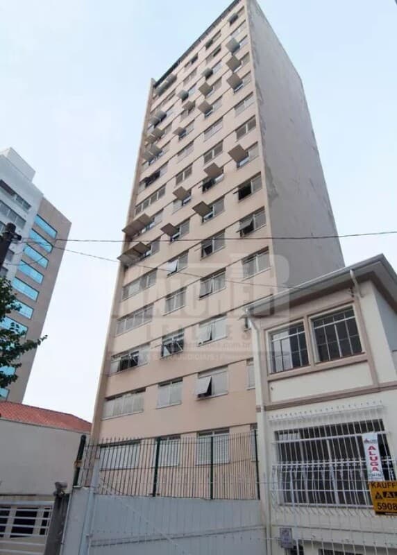 Foto 3 de 8: Apartamento em leilão em São Paulo - SP — LOTE 002 Apartamento nº 5, localizado no 5º andar do Edifício Delia, situado na Rua Maestro Cardim,