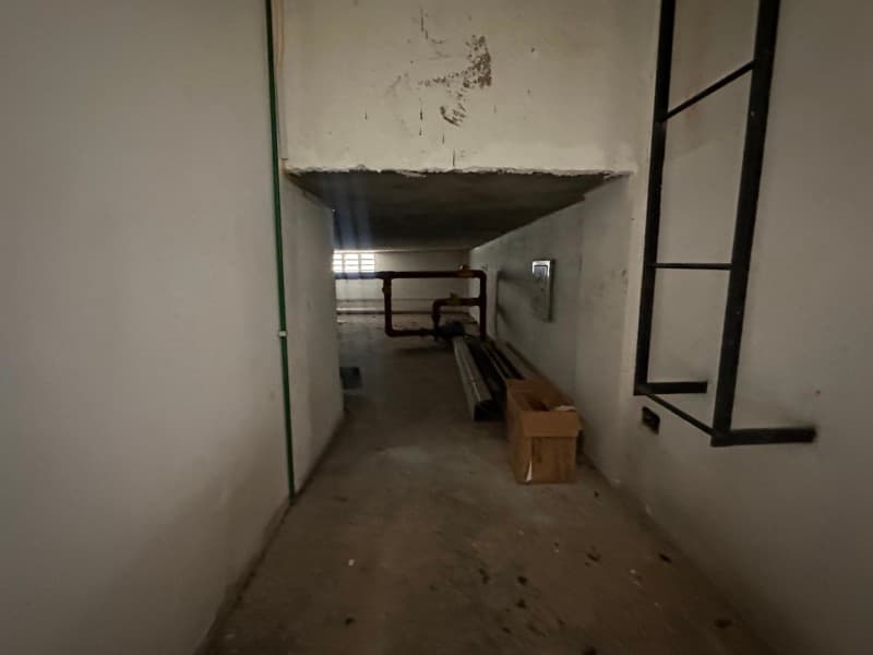 Foto 7 de 32: Comercial em leilão em São Paulo - SP — LOTE 001 Prédio com instalações para hospital, situado a Rua Fidalga nº 58, na Vila Madalena/SP