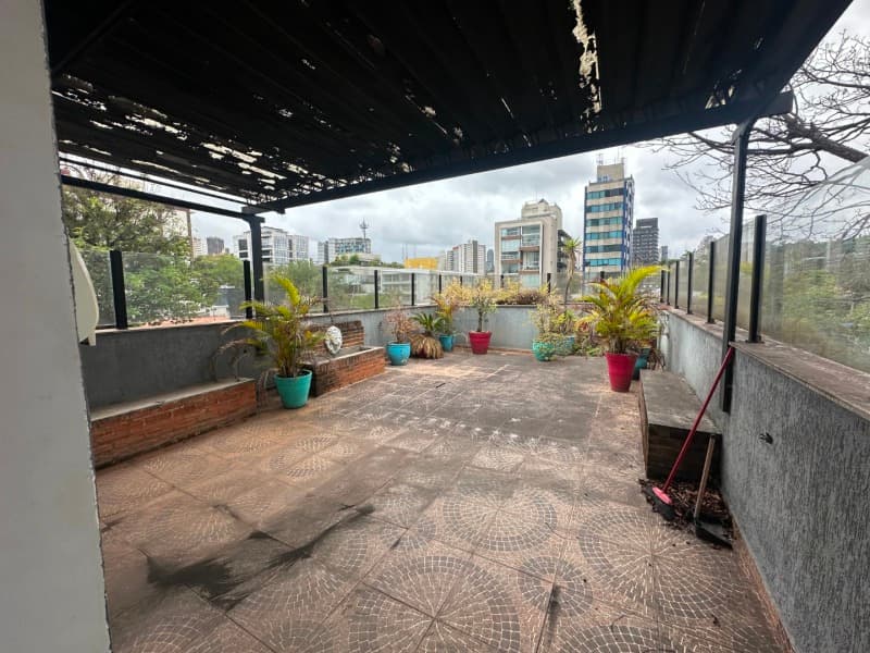 Foto 12 de 32: Comercial em leilão em São Paulo - SP — LOTE 001 Prédio com instalações para hospital, situado a Rua Fidalga nº 58, na Vila Madalena/SP