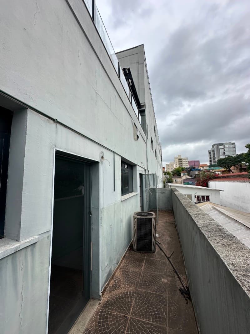 Foto 15 de 32: Comercial em leilão em São Paulo - SP — LOTE 001 Prédio com instalações para hospital, situado a Rua Fidalga nº 58, na Vila Madalena/SP