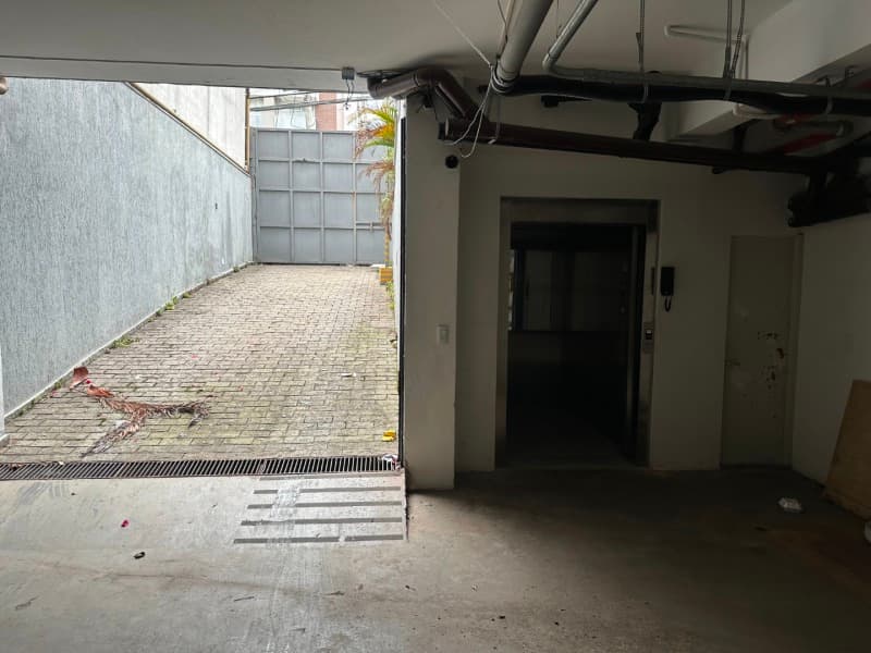 Foto 23 de 32: Comercial em leilão em São Paulo - SP — LOTE 001 Prédio com instalações para hospital, situado a Rua Fidalga nº 58, na Vila Madalena/SP