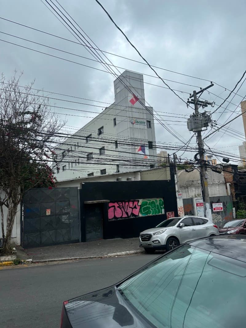 Foto 32 de 32: Comercial em leilão em São Paulo - SP — LOTE 001 Prédio com instalações para hospital, situado a Rua Fidalga nº 58, na Vila Madalena/SP
