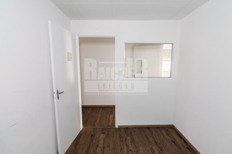 Foto 16 de 49: Comercial em leilão em São Paulo - SP, bairro Consolação — LOTE 010 Conjunto nº 41, localizado no 4º andar do Edifício Apollo II, situado na Rua Luiz Coelho, n